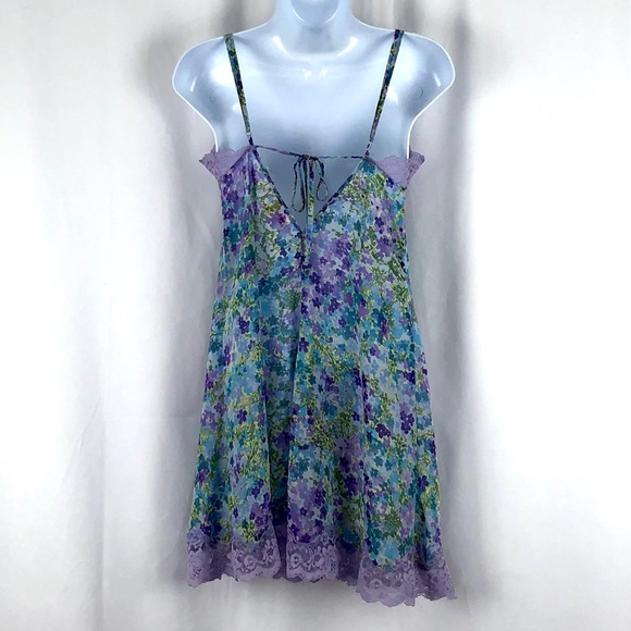 Victoria’s Secret sheer floral chemise S - Picture 14 of 16